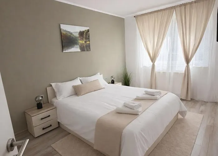 Lep Coresi Walk To Everything アパート