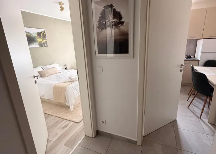 Lep Coresi Walk To Everything